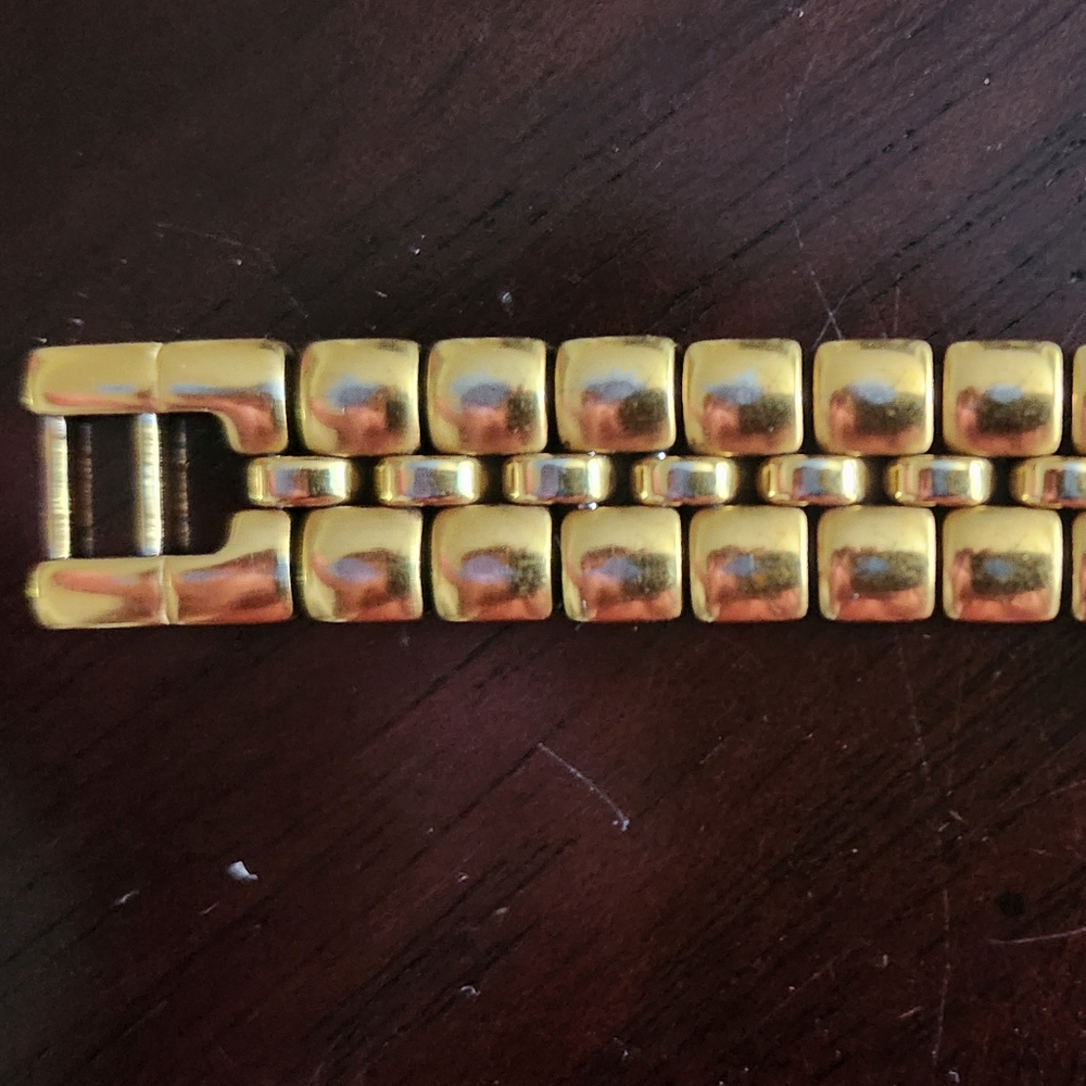 Vintage Anne Klein Watch - Picture 7 of 16